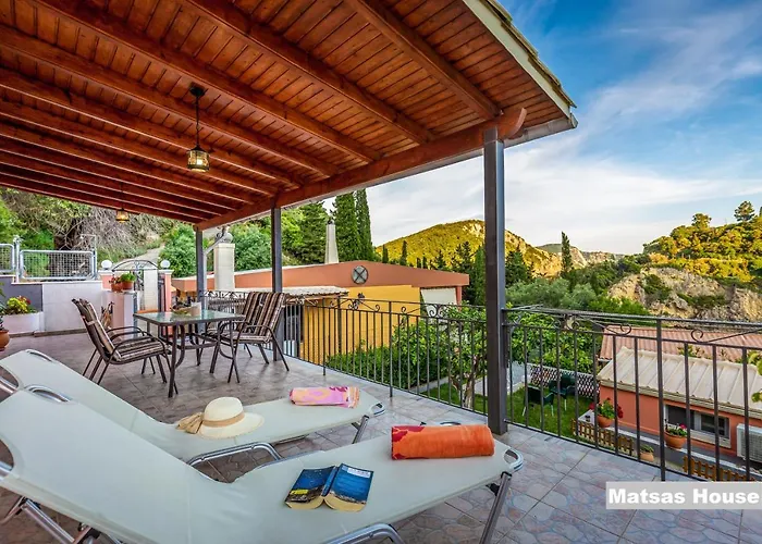 Ferienhaus Matsas House & *