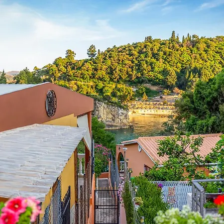Matsas House & Case de vacanță *