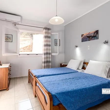 Matsas House & Holiday home *
