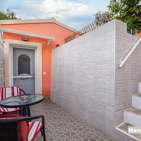 بيت للعطل Matsas House & *